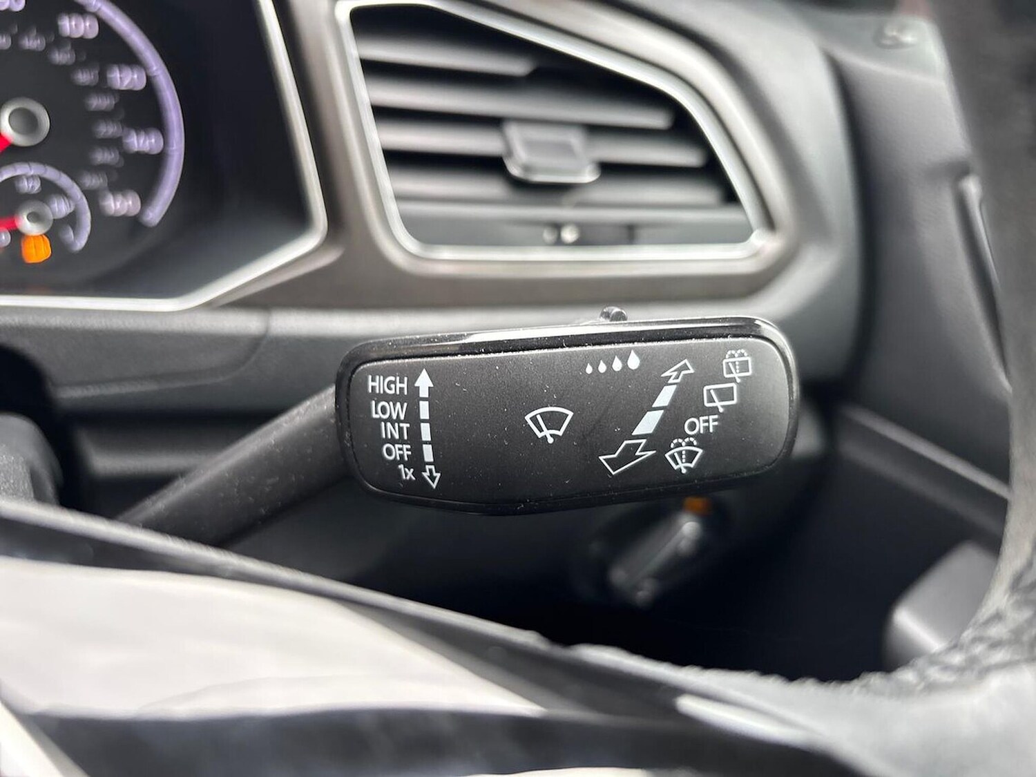 Used Volkswagen T-Roc 2019 for sale - 76275164: Photo 26