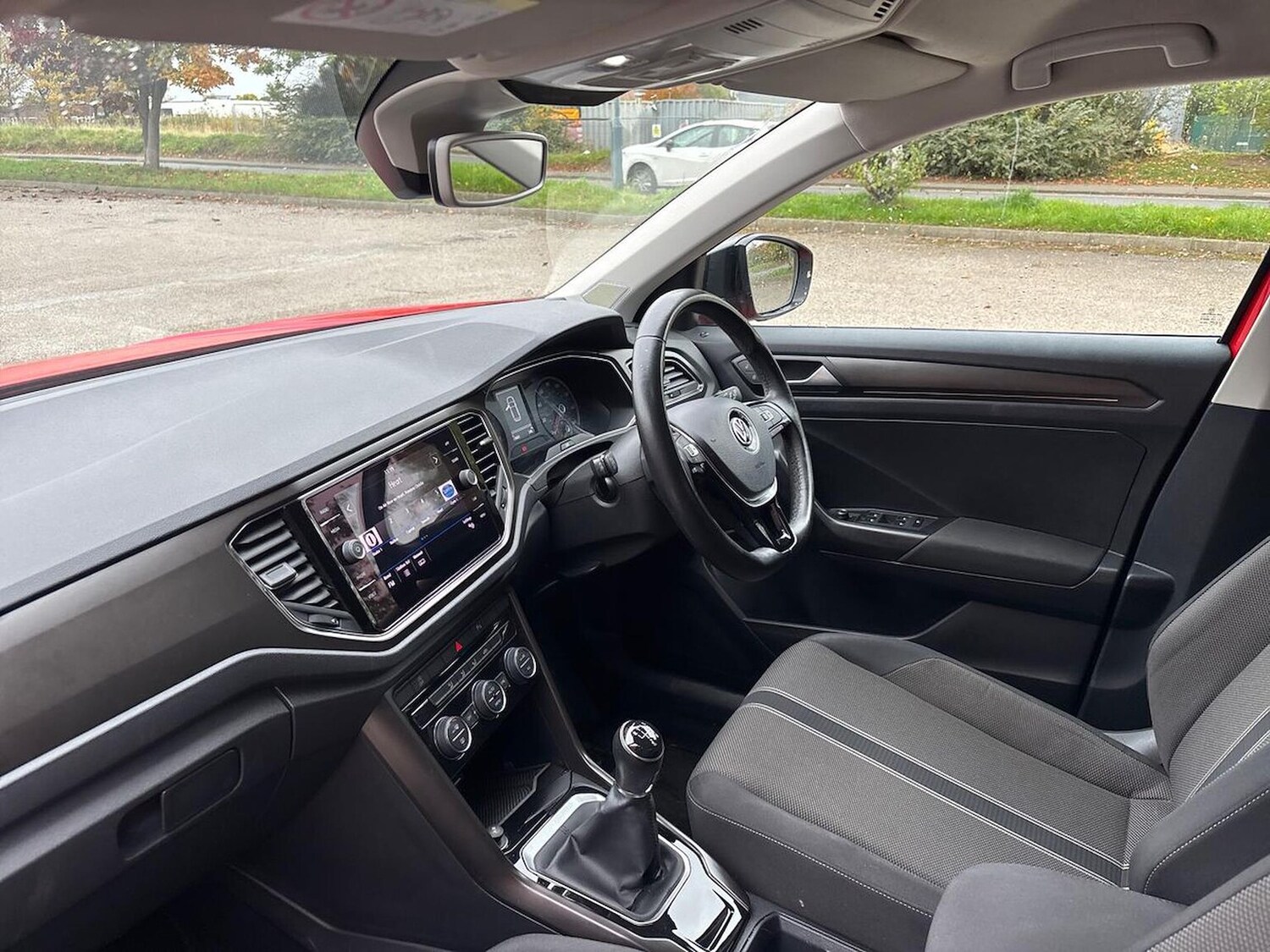 Used Volkswagen T-Roc 2019 for sale - 76275164: Photo 7