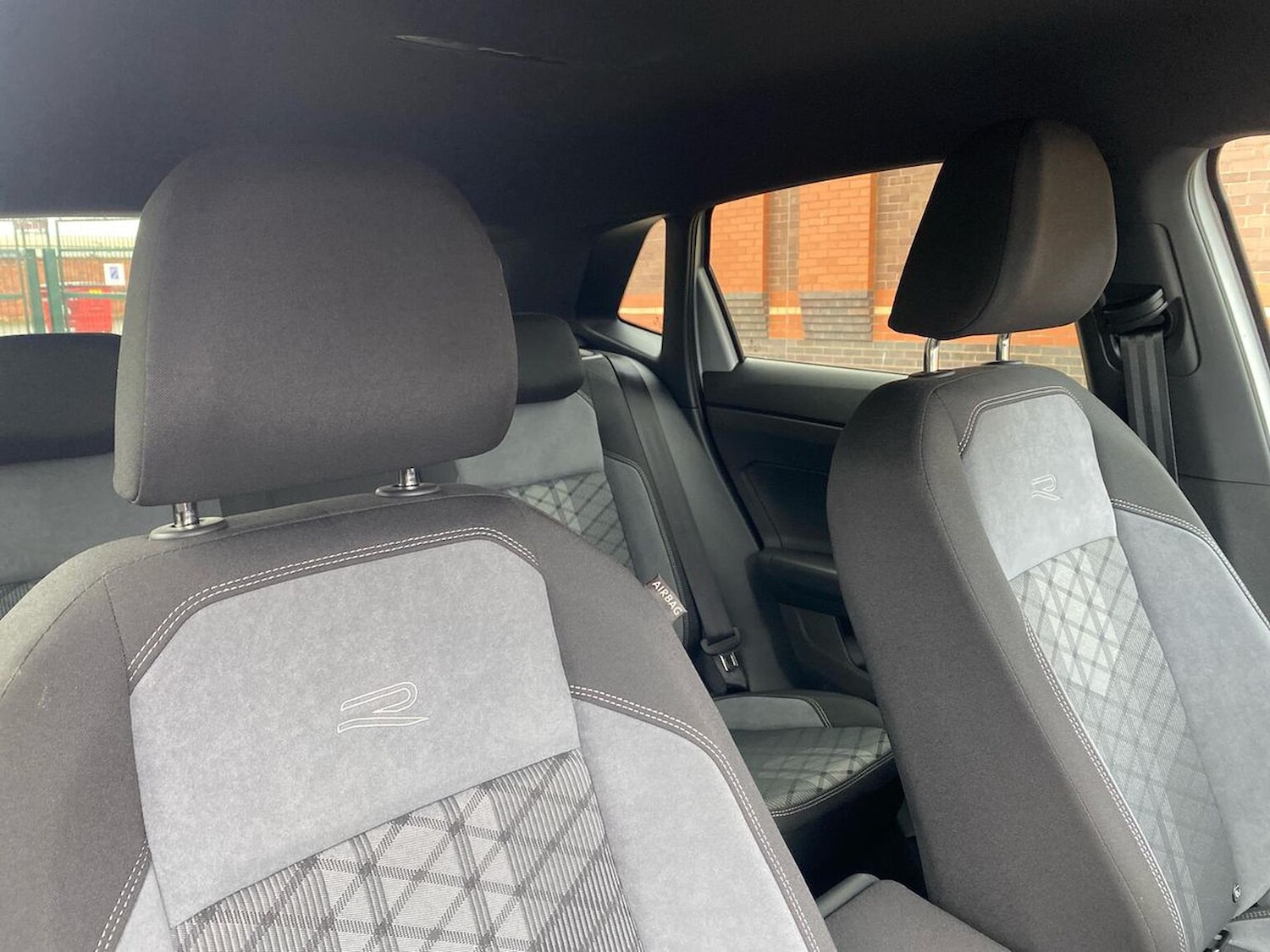 Used Volkswagen Polo 2025 for sale - 77676379: Photo 31