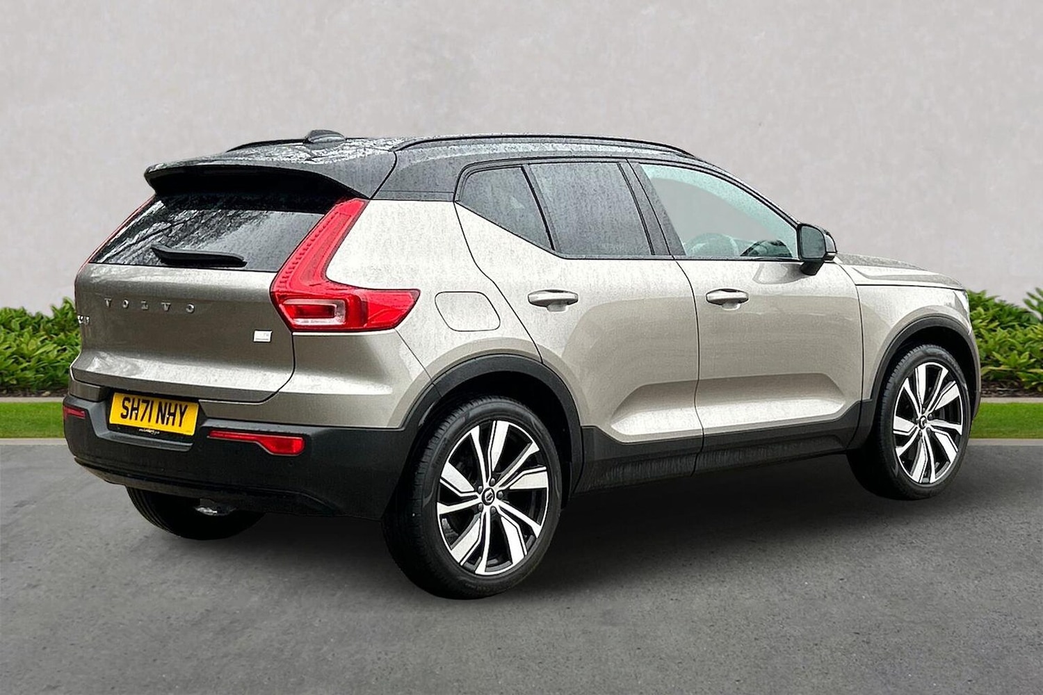 Used Volvo XC40 2021 for sale - 77715401: Photo 18