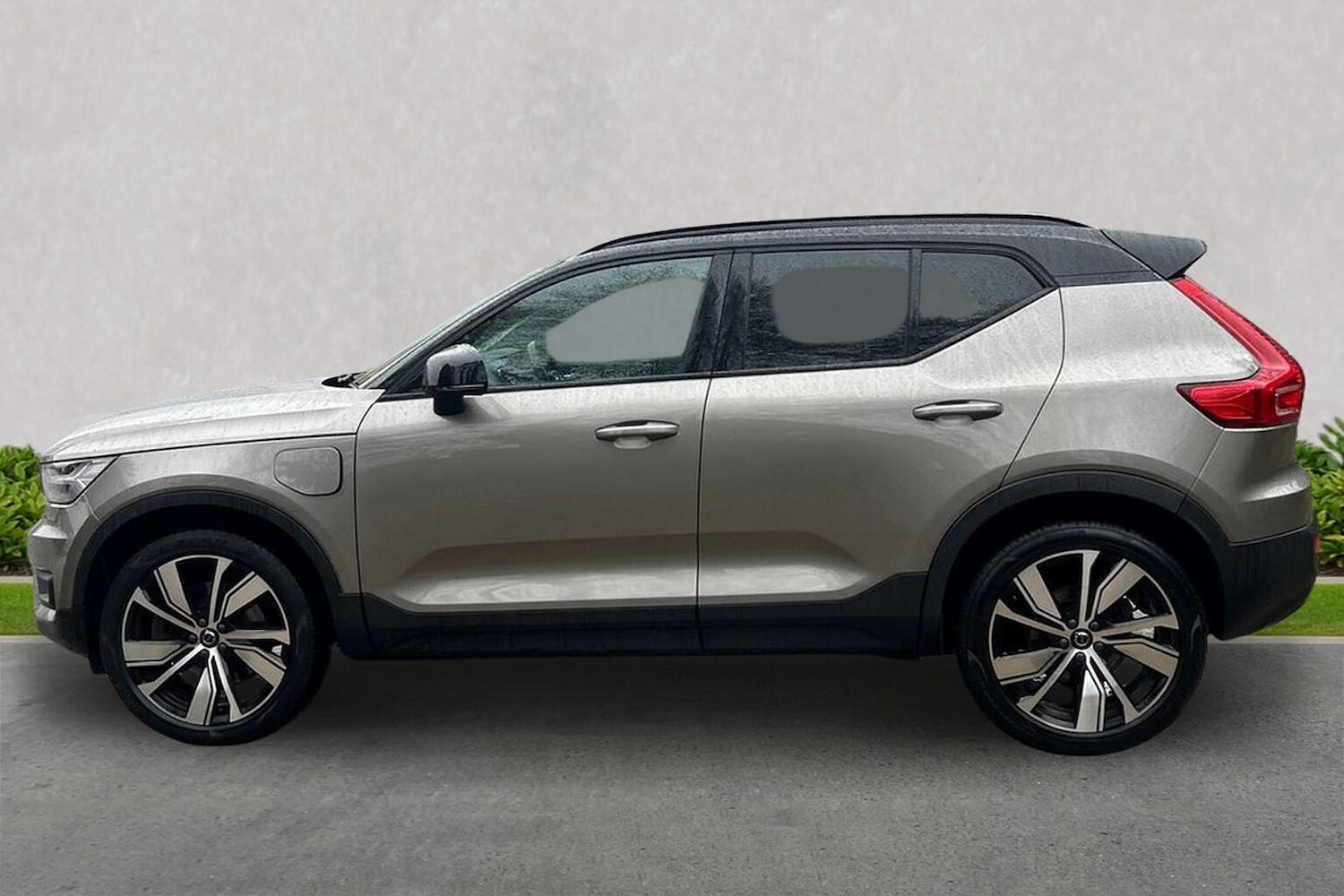 Used Volvo XC40 2021 for sale - 77715401: Photo 19