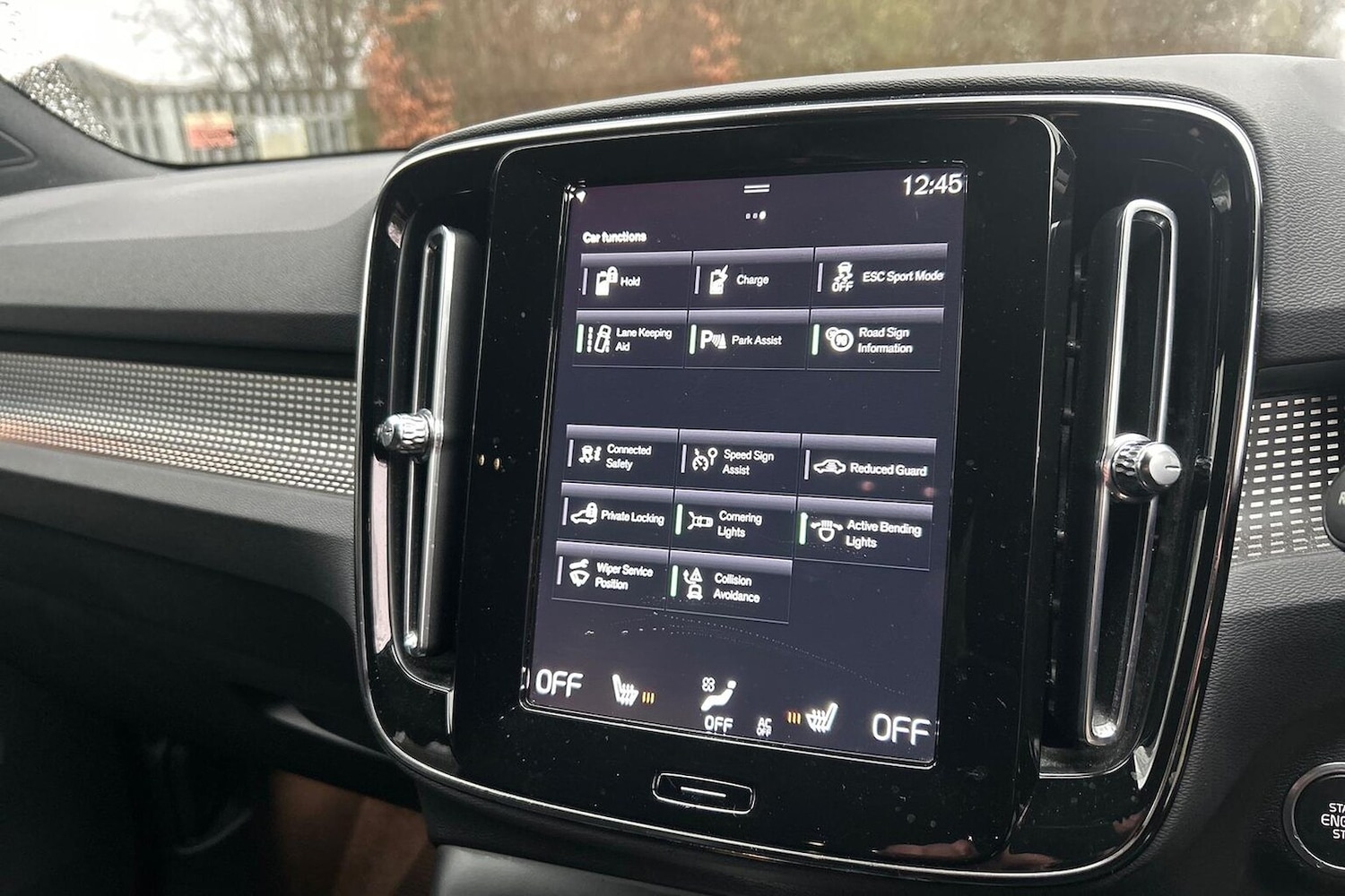 Used Volvo XC40 2021 for sale - 77715401: Photo 25