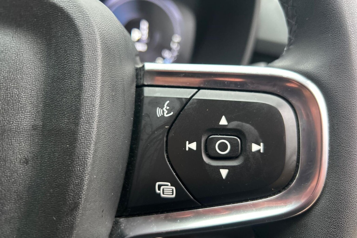 Used Volvo XC40 2021 for sale - 77715401: Photo 27