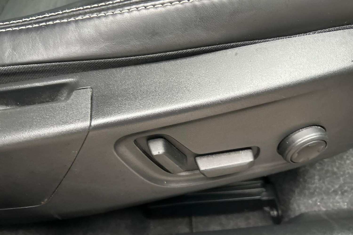 Used Volvo XC40 2021 for sale - 77715401: Photo 30