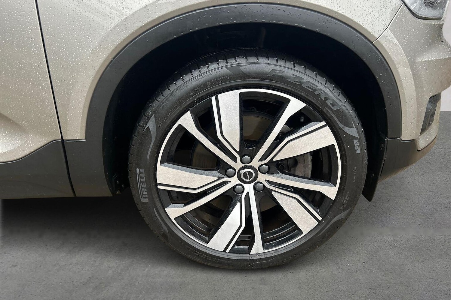 Used Volvo XC40 2021 for sale - 77715401: Photo 6