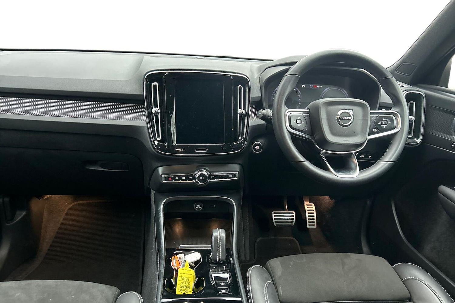 Used Volvo XC40 2021 for sale - 77715401: Photo 8