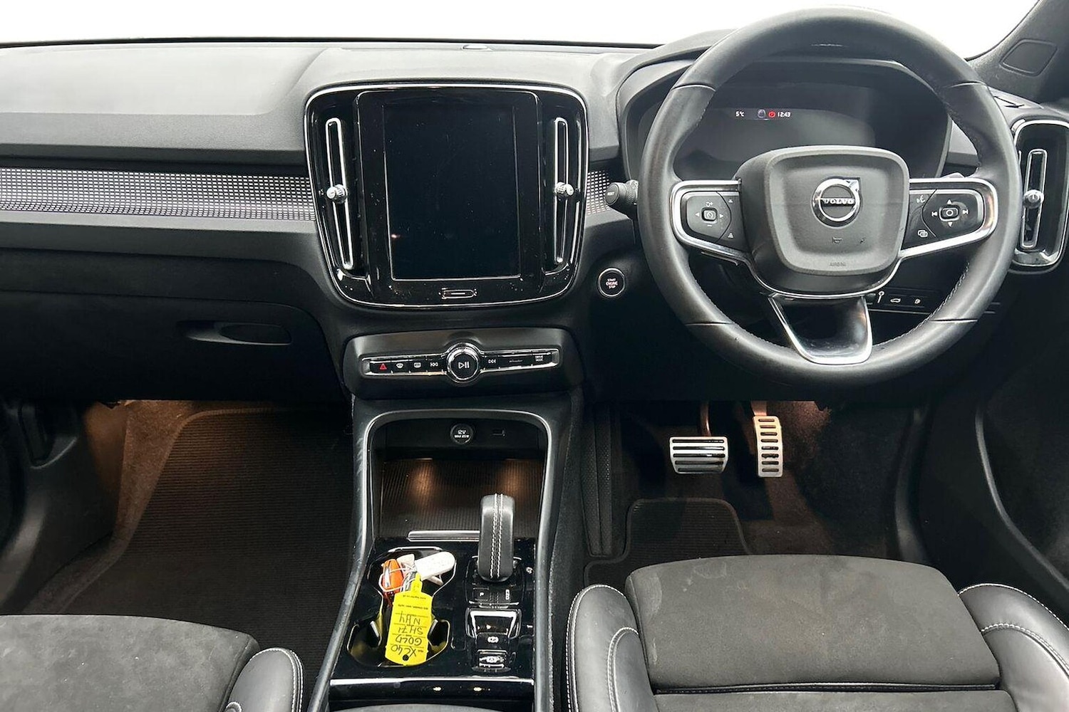 Used Volvo XC40 2021 for sale - 77715401: Photo 9