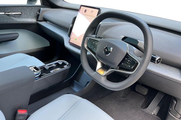 Used Volvo EX30 2025 for sale - 75513130: Photo 15