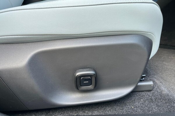 Used Volvo EX30 2025 for sale - 75513130: Photo 30