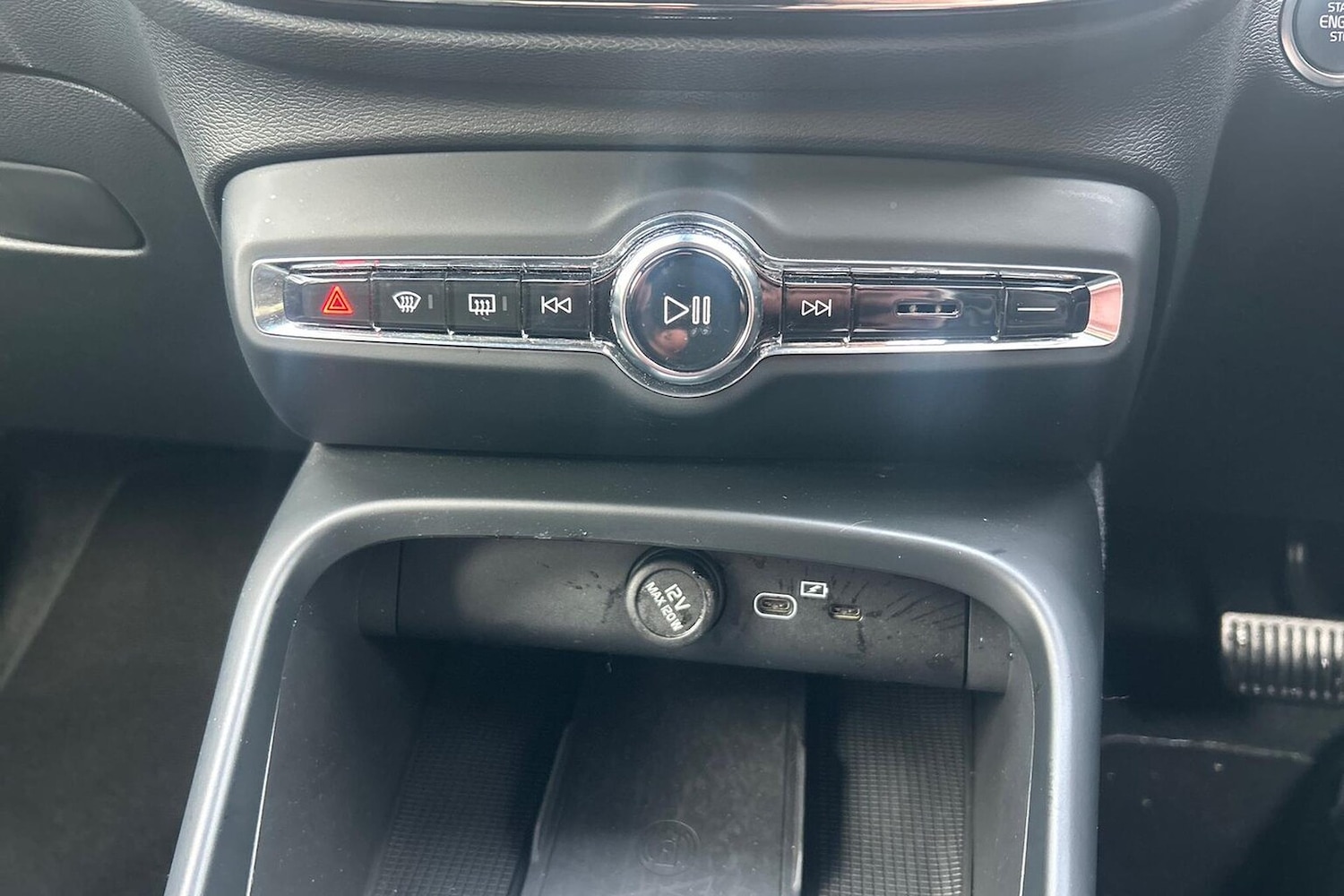 Used Volvo XC40 2022 for sale - 76693402: Photo 12