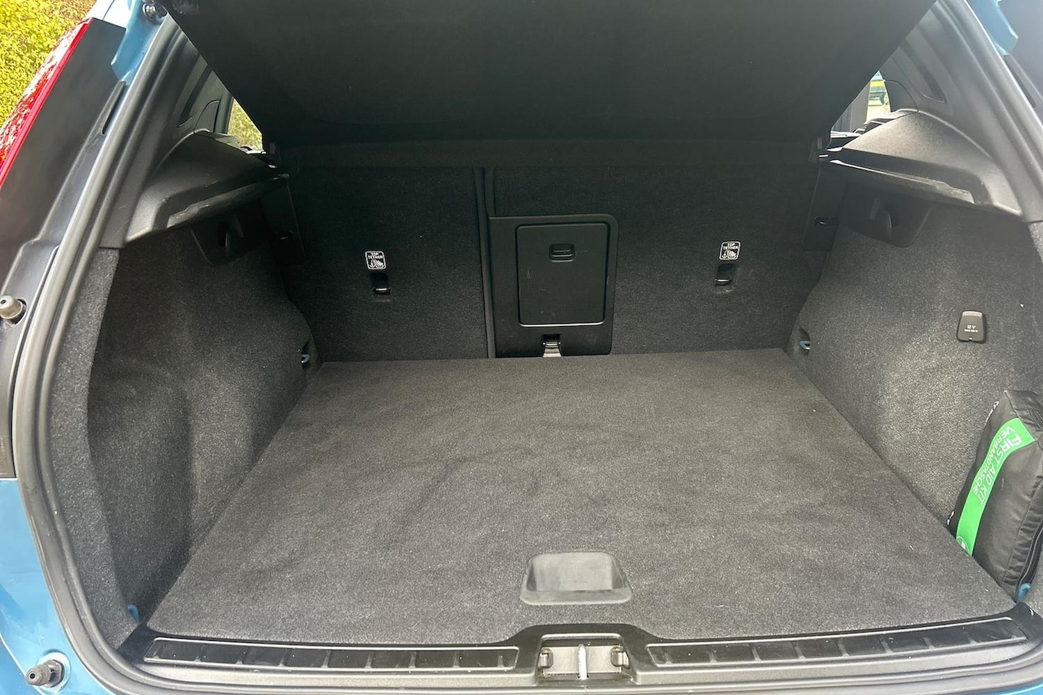 Used Volvo XC40 2022 for sale - 76693402: Photo 17