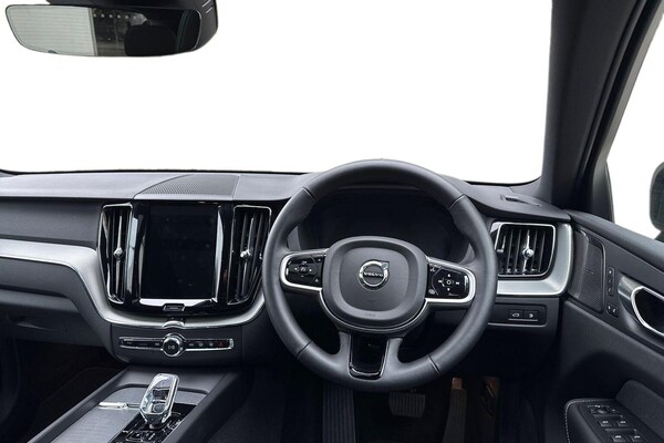 Used Volvo XC60 2025 for sale - 76194463: Photo 10