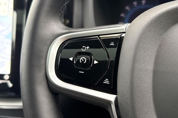 Used Volvo XC60 2025 for sale - 76194463: Photo 27