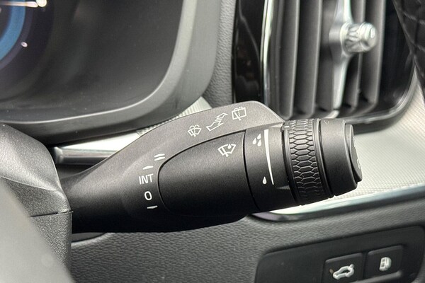 Used Volvo XC60 2025 for sale - 76194463: Photo 29