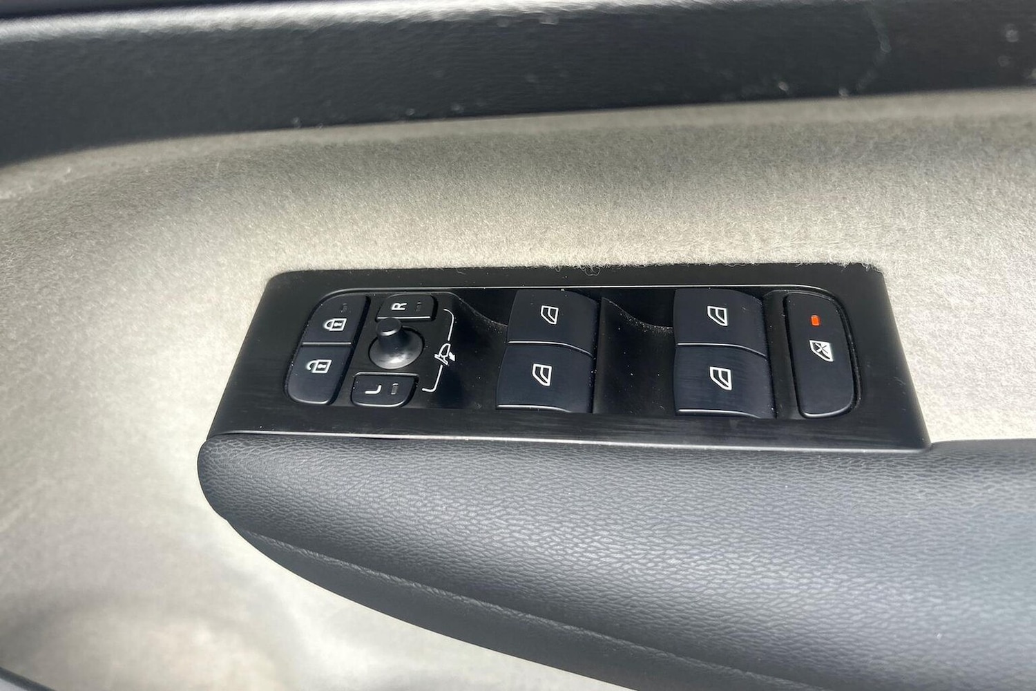 Used Volvo XC40 2020 for sale - 76741198: Photo 21