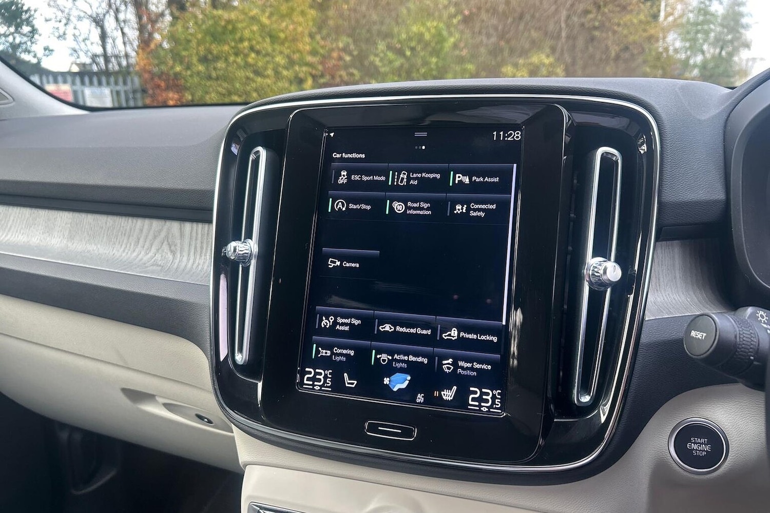 Used Volvo XC40 2020 for sale - 76741198: Photo 25