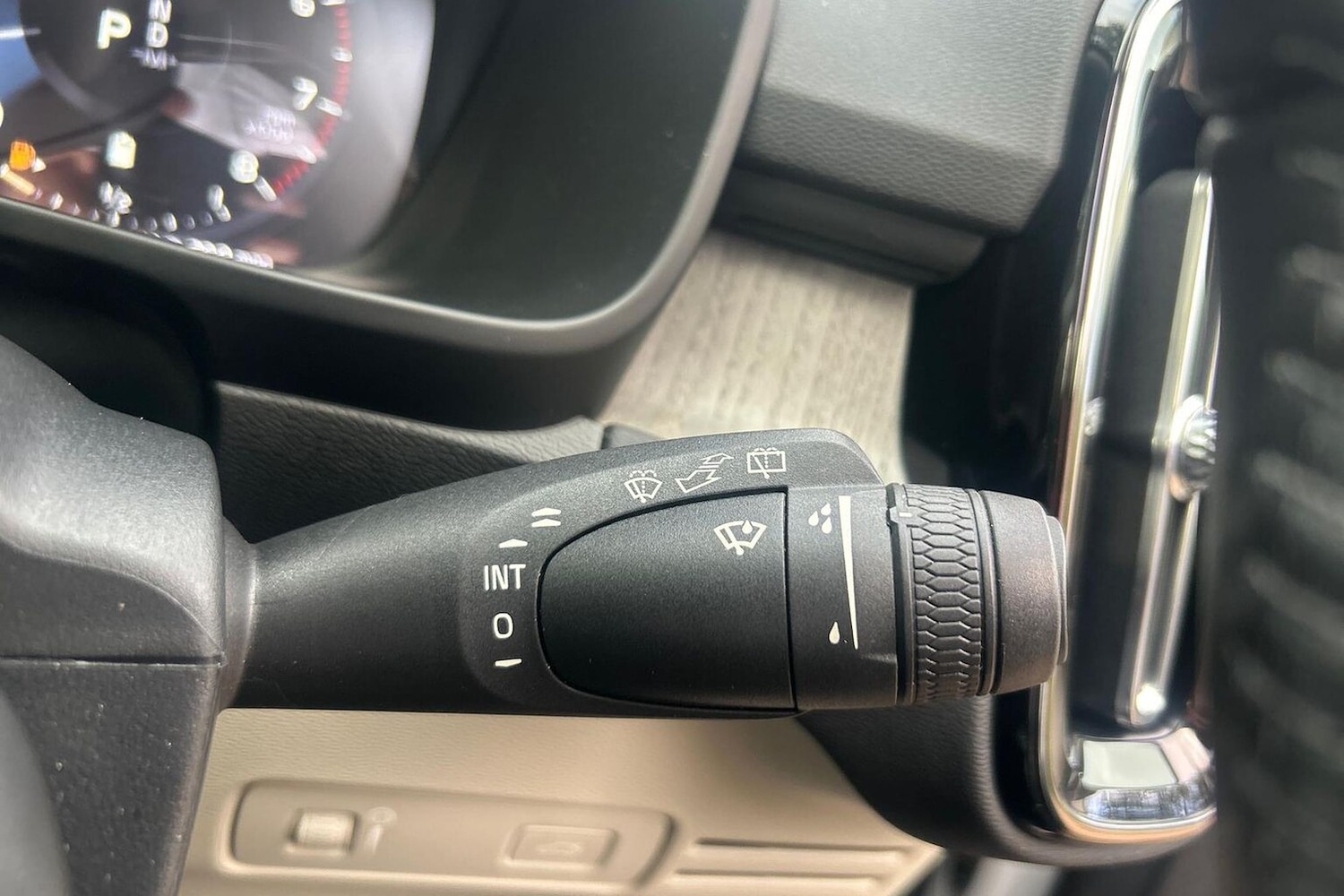 Used Volvo XC40 2020 for sale - 76741198: Photo 29