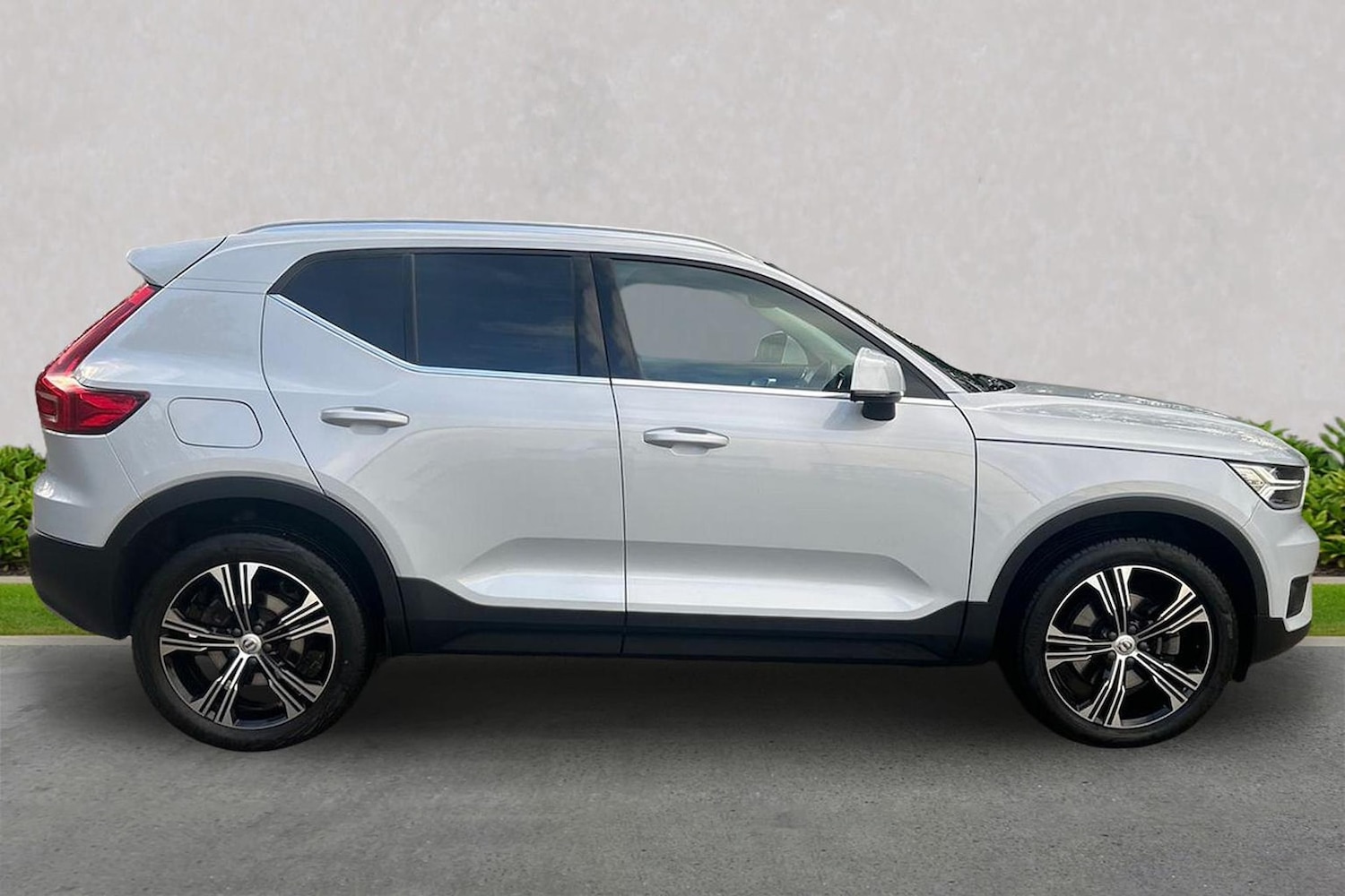 Used Volvo XC40 2020 for sale - 76741198: Photo 3
