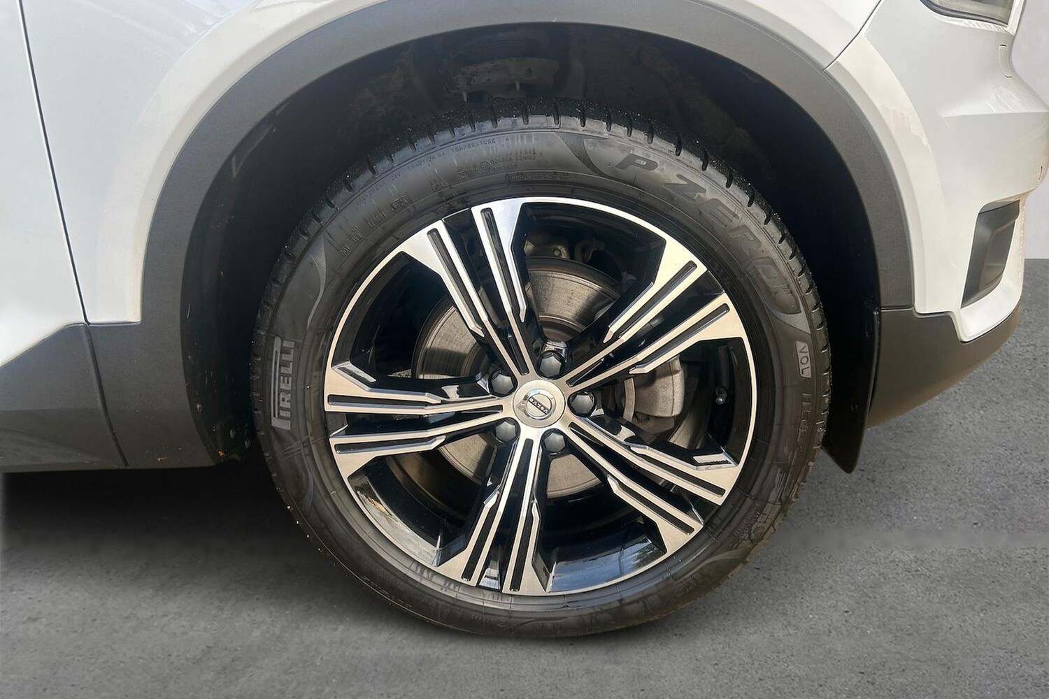 Used Volvo XC40 2020 for sale - 76741198: Photo 6