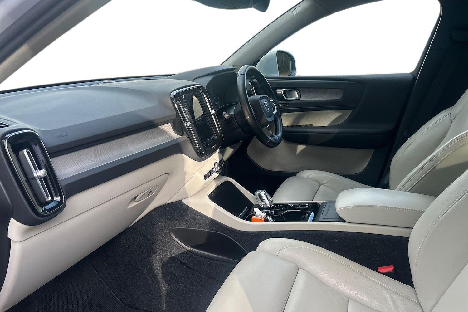 Used Volvo XC40 2020 for sale - 76741198: Photo 7