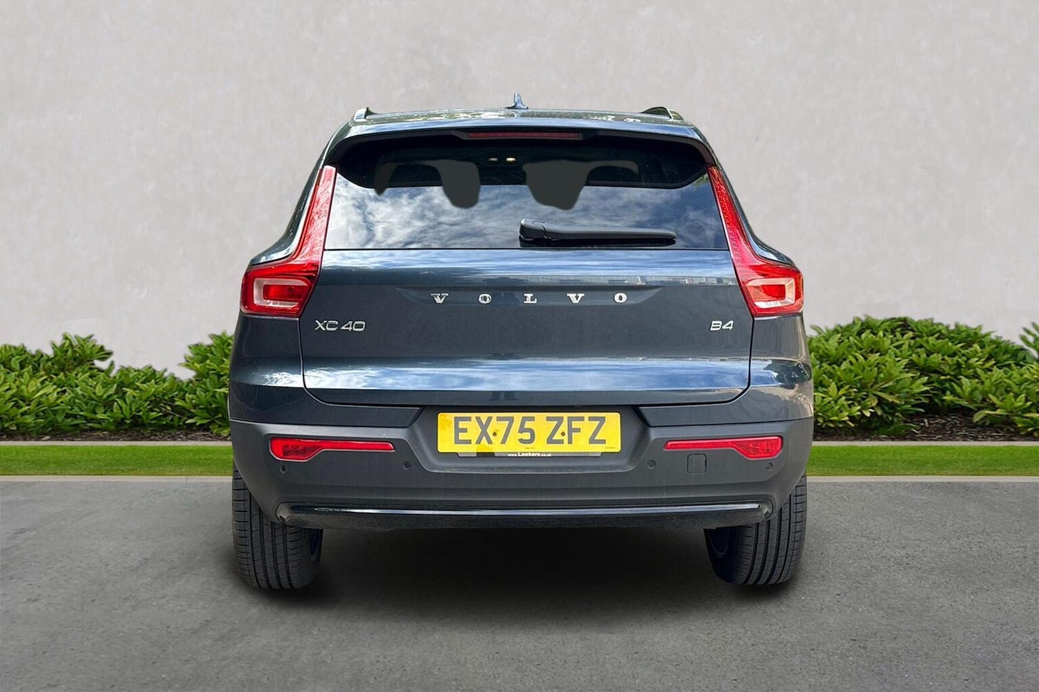 Used Volvo XC40 2025 for sale - 76076409: Photo 4