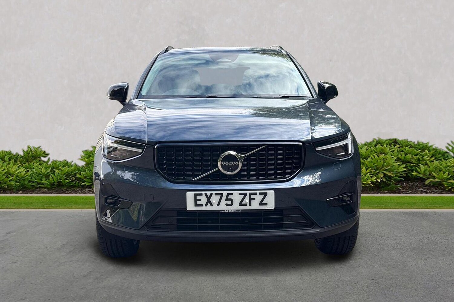 Used Volvo XC40 2025 for sale - 76076409: Photo 5