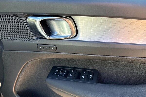 Used Volvo XC40 2022 for sale - 76170665: Photo 21