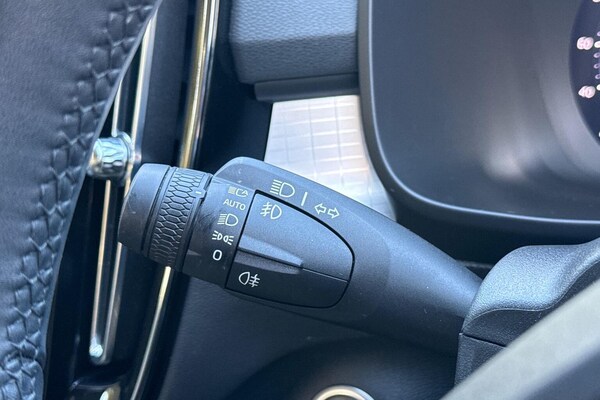 Used Volvo XC40 2022 for sale - 76170665: Photo 28