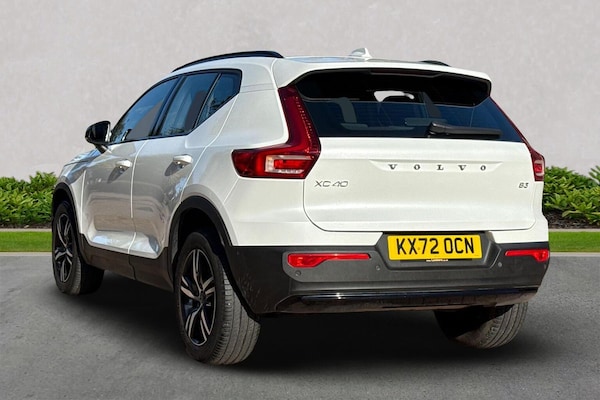 Used Volvo XC40 2022 for sale - 76170665: Photo 2