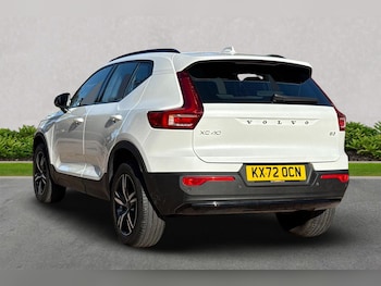 Used Volvo XC40 2022 for sale - 76170665: Photo 2