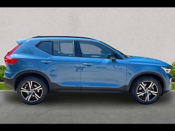 Used Volvo XC40 2023 for sale - 79359998: Photo