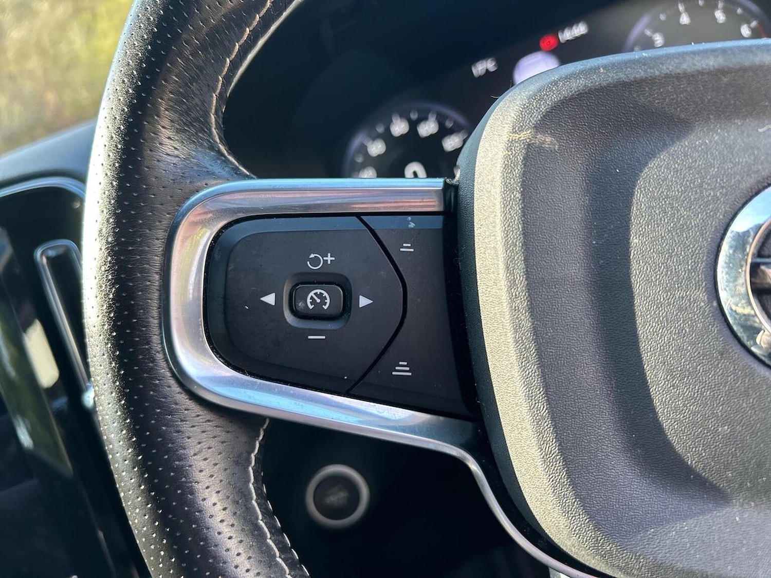 Used Volvo XC40 2021 for sale - 78192776: Photo 27