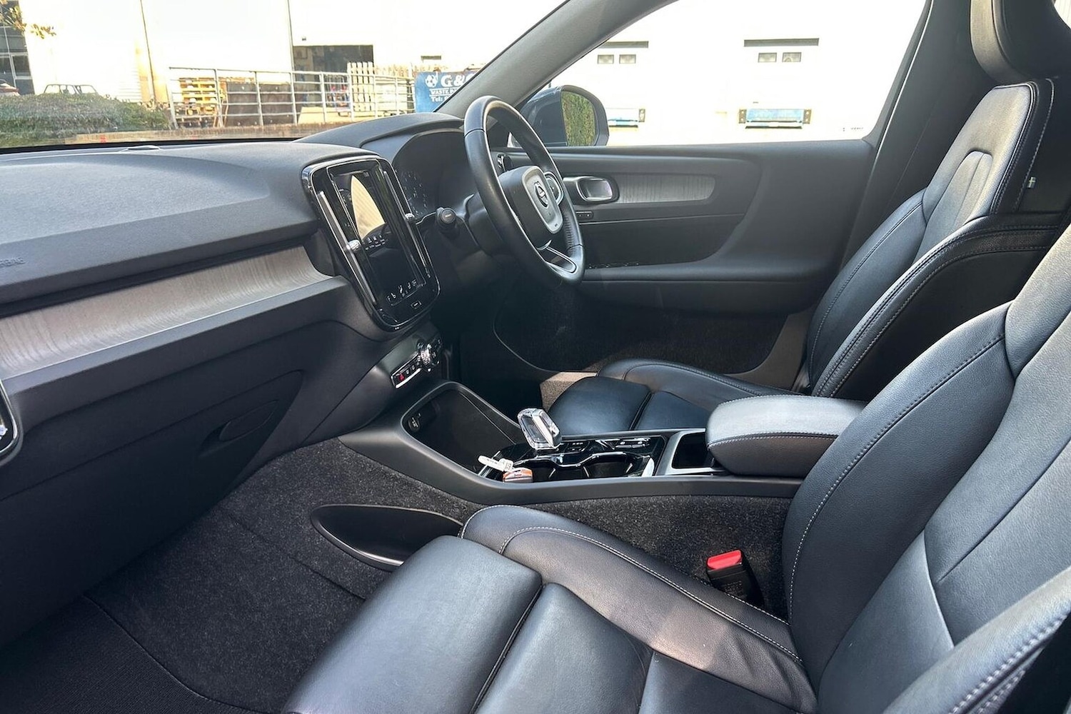 Used Volvo XC40 2021 for sale - 76114316: Photo 40