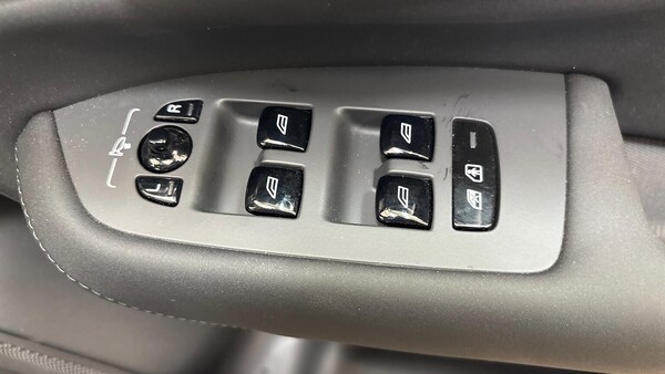 Used Volvo XC90 2025 for sale - 76107082: Photo 25