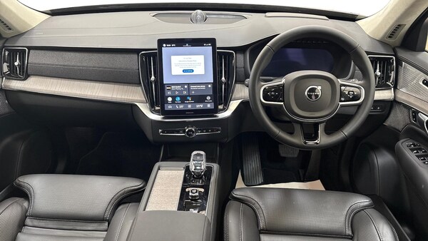 Used Volvo XC90 2025 for sale - 76107082: Photo 8