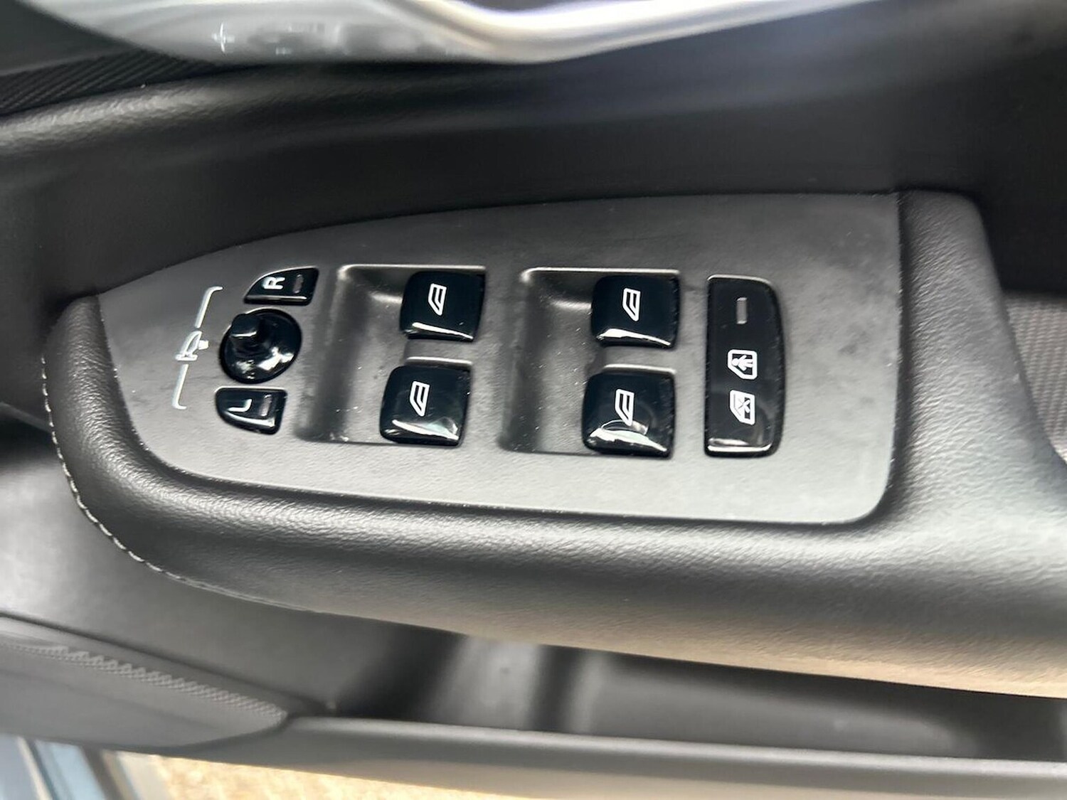 Used Volvo XC90 2023 for sale - 78192804: Photo 23