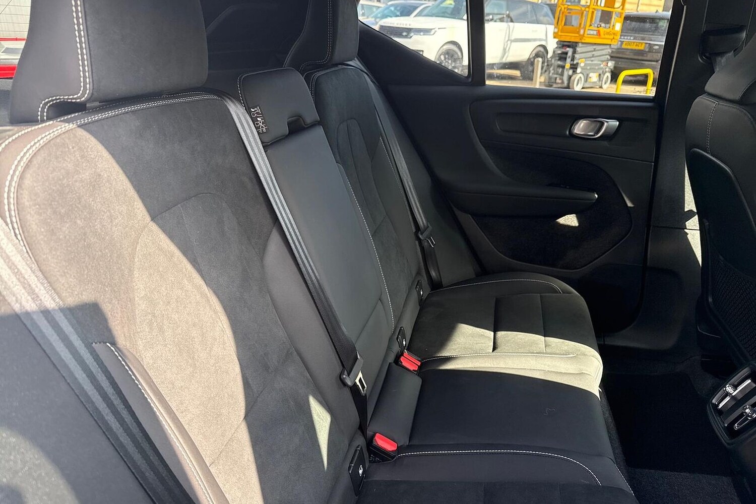 Used Volvo XC40 2025 for sale - 77984004: Photo 16