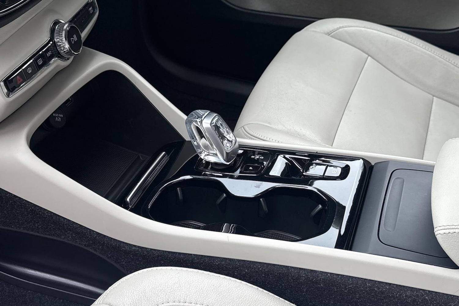 Used Volvo XC40 2020 for sale - 76655878: Photo 13