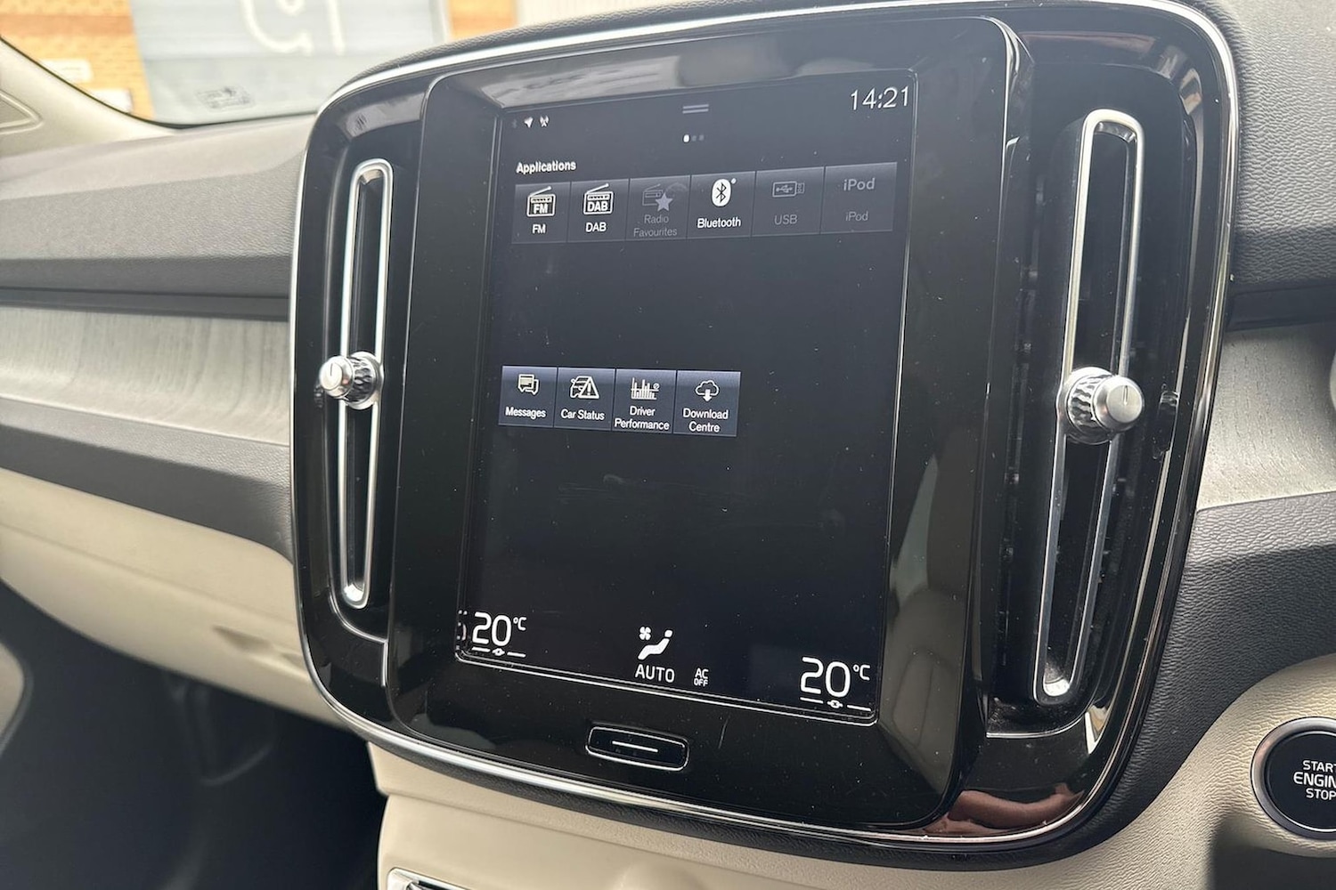 Used Volvo XC40 2020 for sale - 76655878: Photo 24