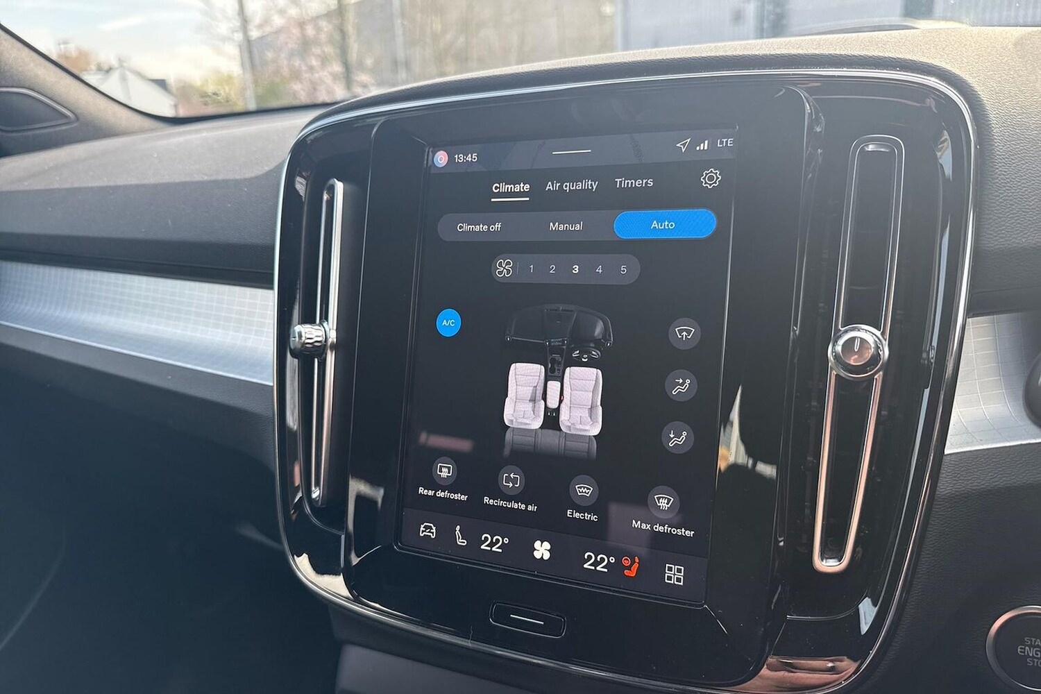 Used Volvo XC40 2025 for sale - 77984002: Photo 12