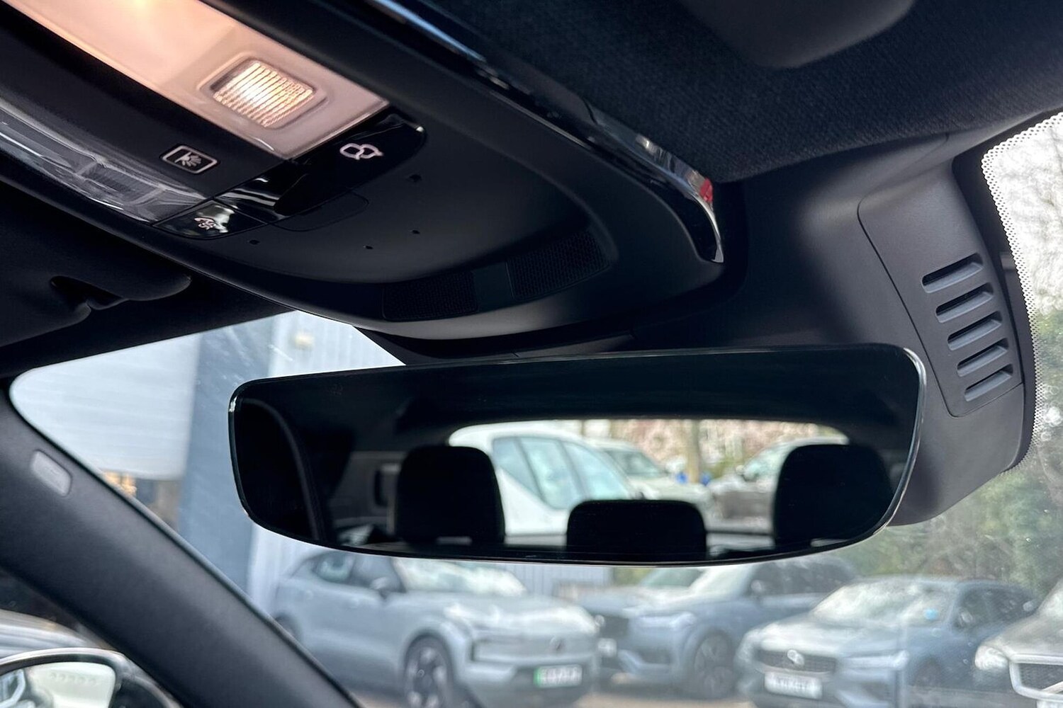 Used Volvo XC40 2025 for sale - 77984002: Photo 14