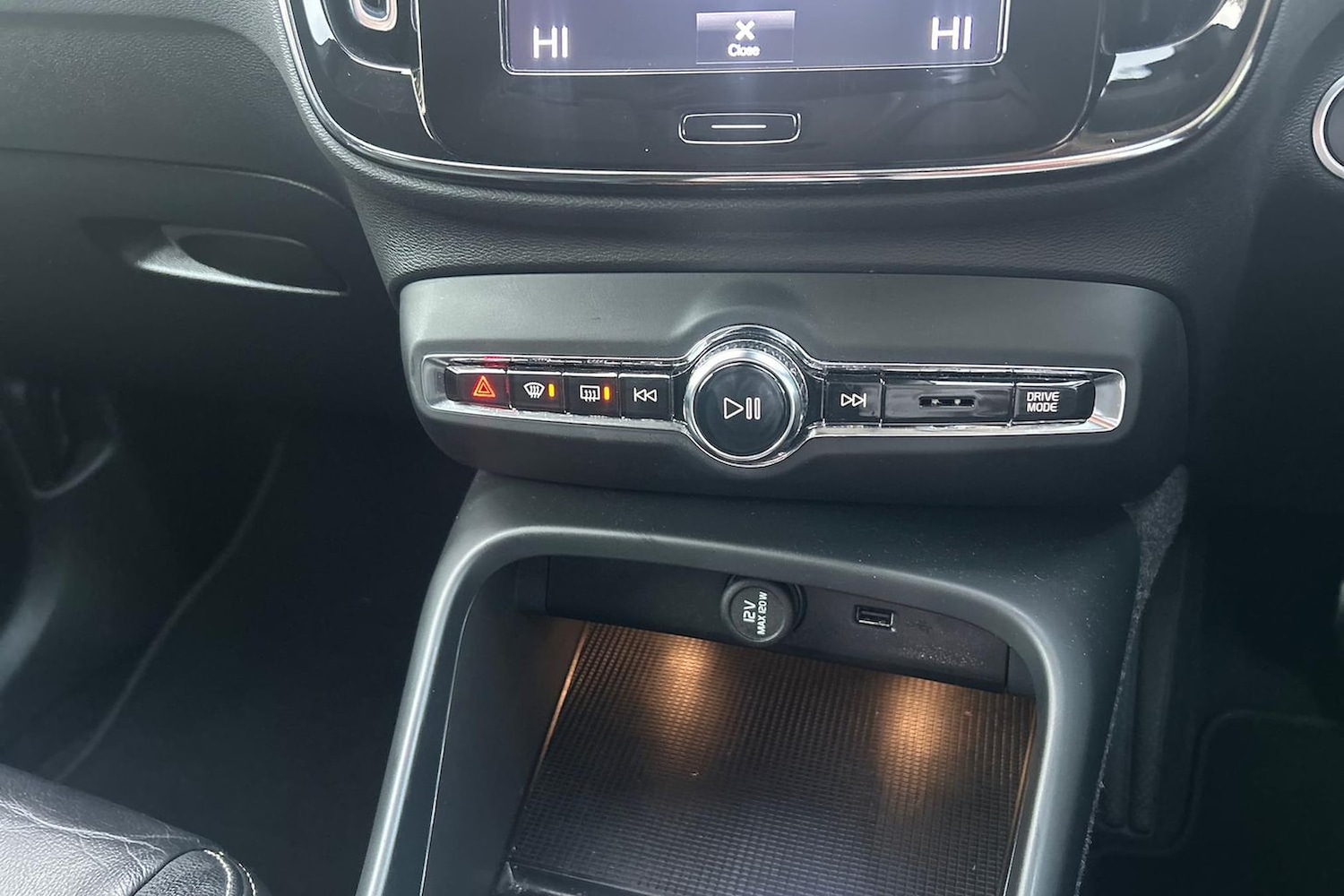 Used Volvo XC40 2022 for sale - 76720343: Photo 12