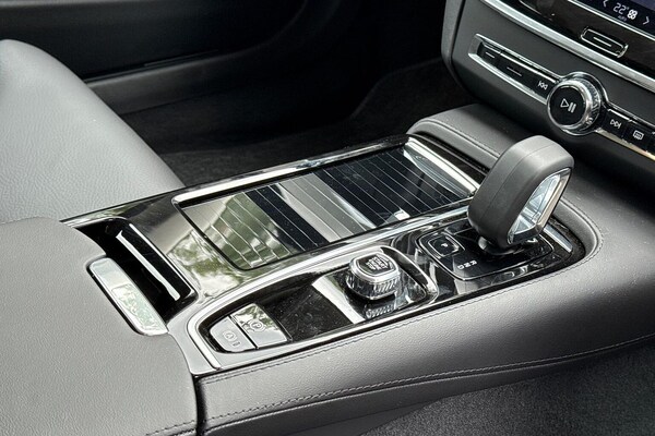 Used Volvo V90 2025 for sale - 75513100: Photo 13