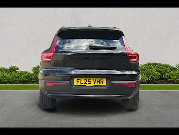 Used Volvo XC40 2025 for sale - 78578347: Photo