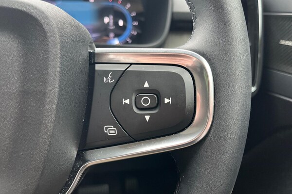 Used Volvo XC40 2024 for sale - 76243203: Photo 27
