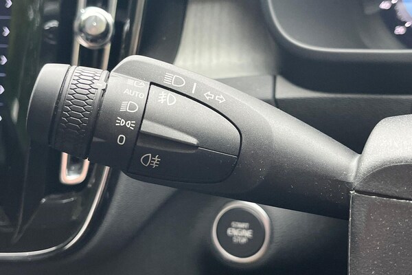 Used Volvo XC40 2024 for sale - 76243203: Photo 30