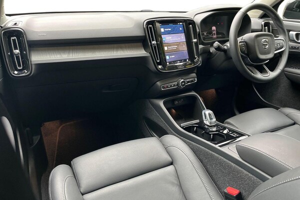 Used Volvo XC40 2024 for sale - 76243203: Photo 8