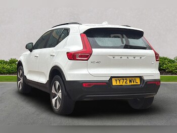 Used Volvo XC40 2023 for sale - 76164963: Photo 2