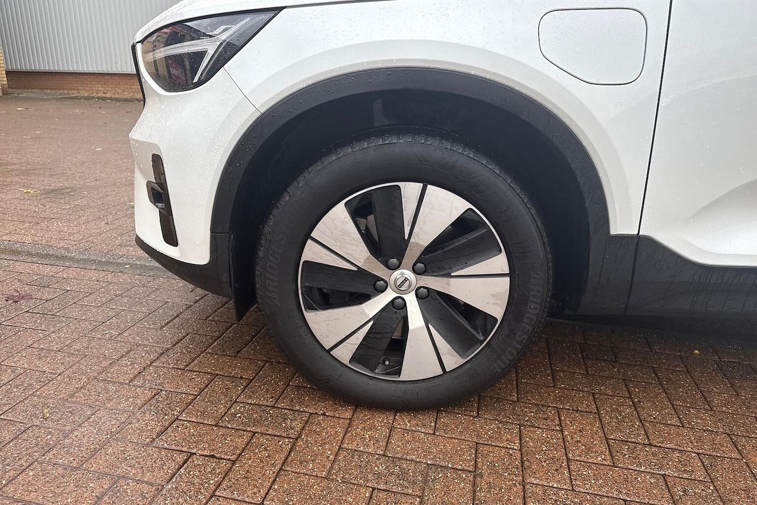 Used Volvo XC40 2023 for sale - 76164963: Photo 6