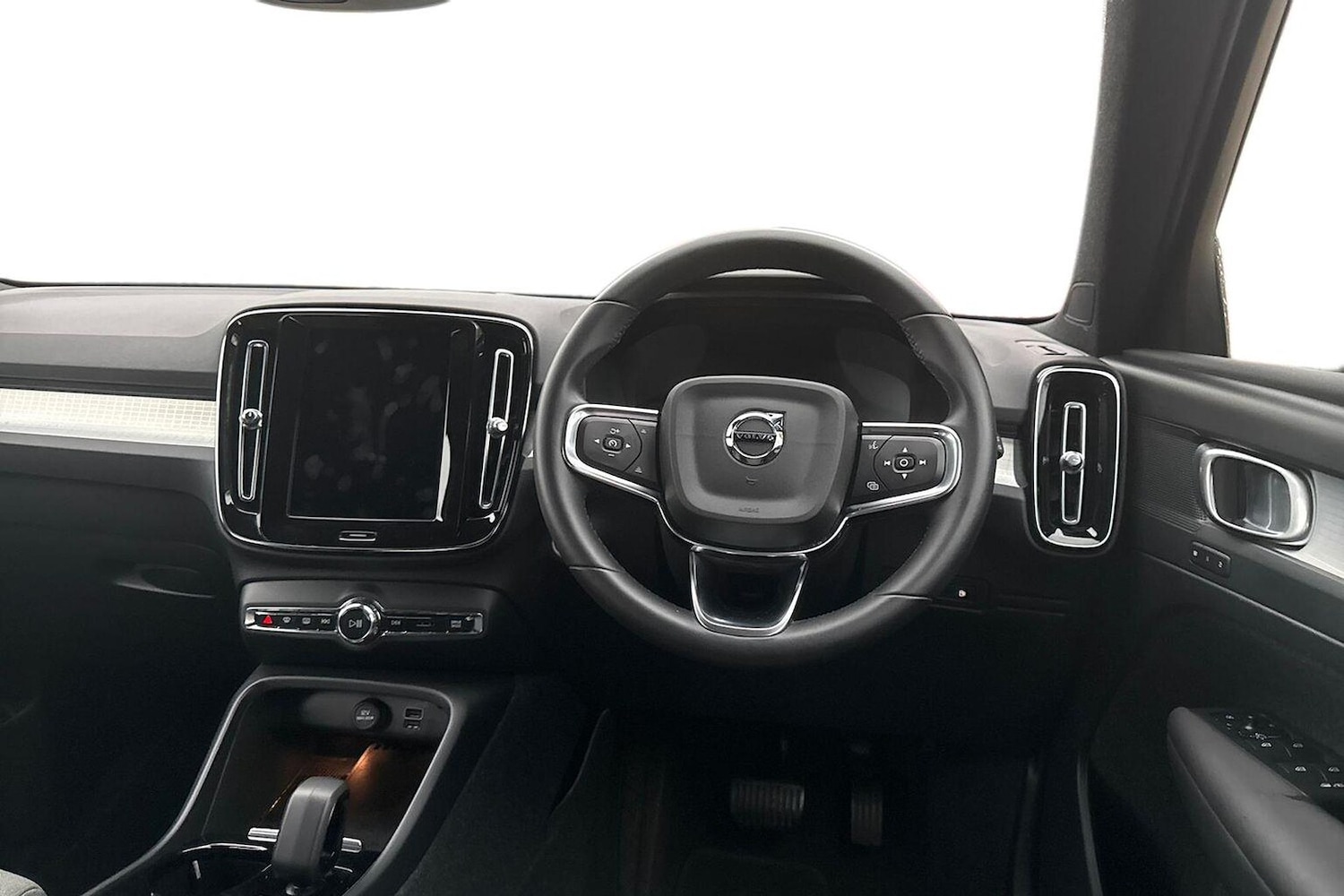 Used Volvo XC40 2023 for sale - 76164963: Photo 9